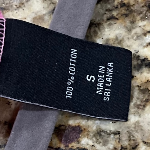 Moda Intl Very Pretty Pink Top with Low V Neck & Tied on One Side Sz S (or S/M) - Picture 3 of 6